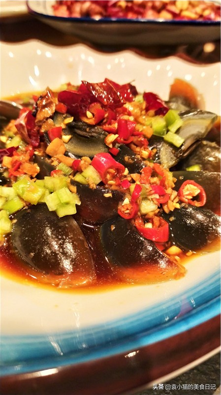 西安人终于爱上铜锅涮，清淡美味关键健康，疫情之后必定会更火