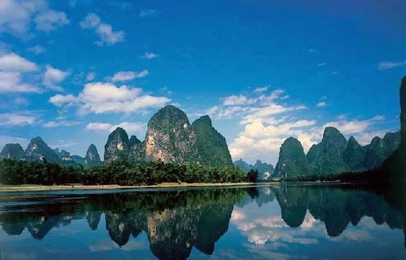 在职场中有人总是被欺负怎么办,职场受欺负到底要忍让还是反击