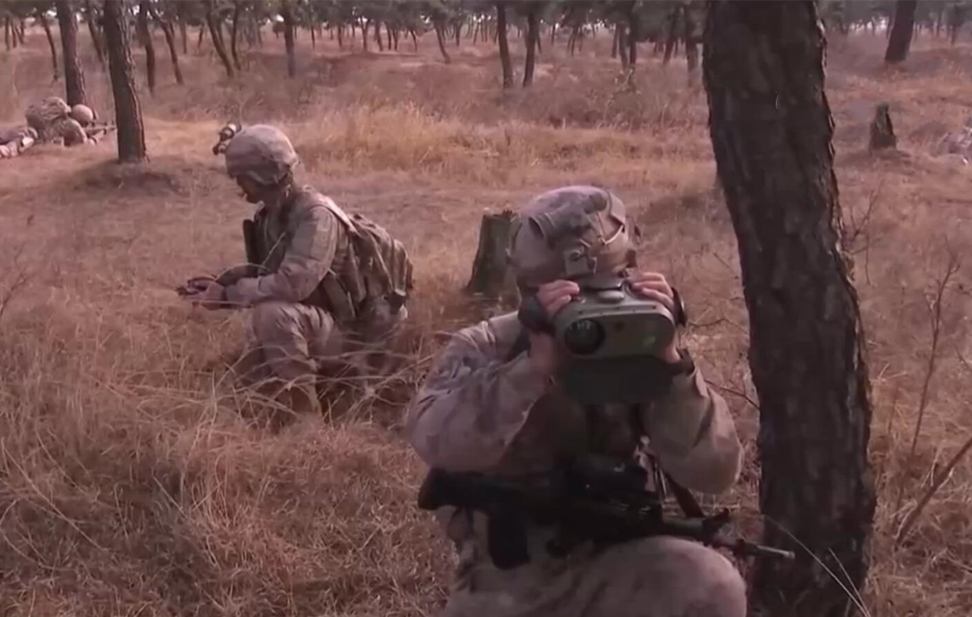 美国负责设想中国负责实现,今天的解放军新式步兵*器武**和装备清单