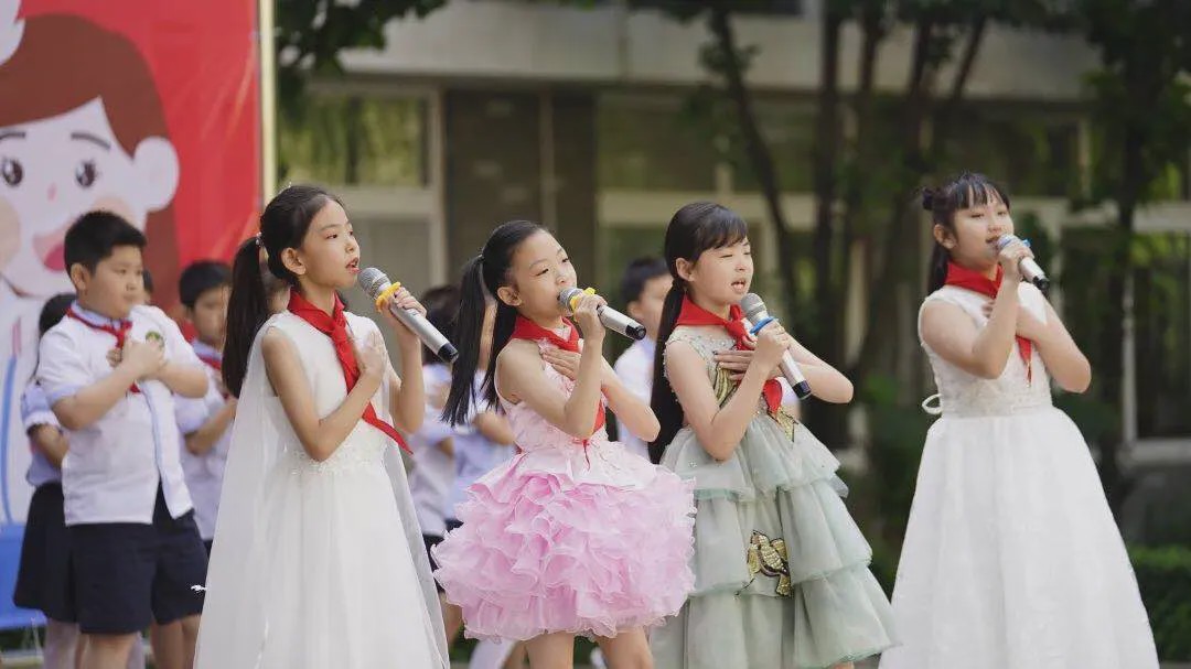 圣菲小学可以直升吗,10个理由告诉你为什么要留学