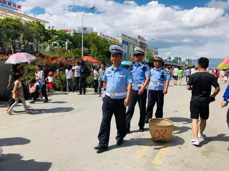 花街白天去还是晚上去,逛花街的好处和方法