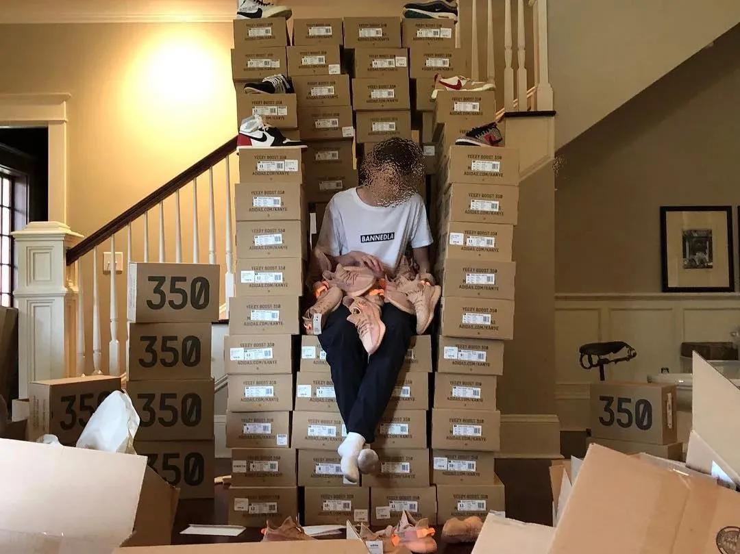 Nike高管以权谋私，儿子竟是“最强鞋贩”