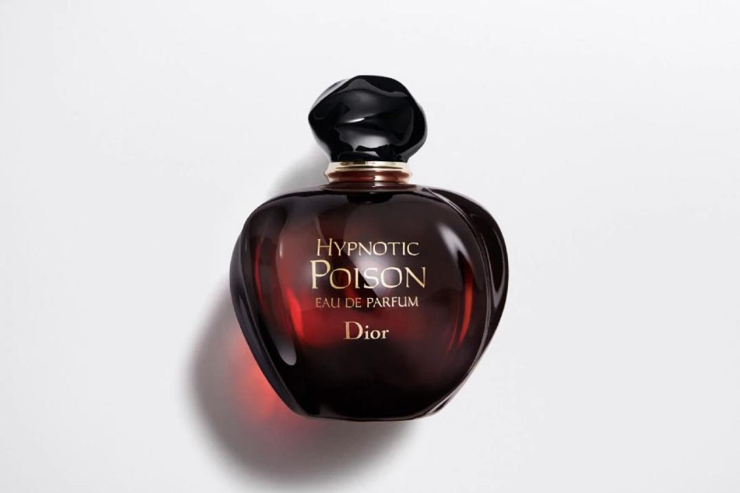 香水味道奇怪的视频,香水味道真相大揭秘