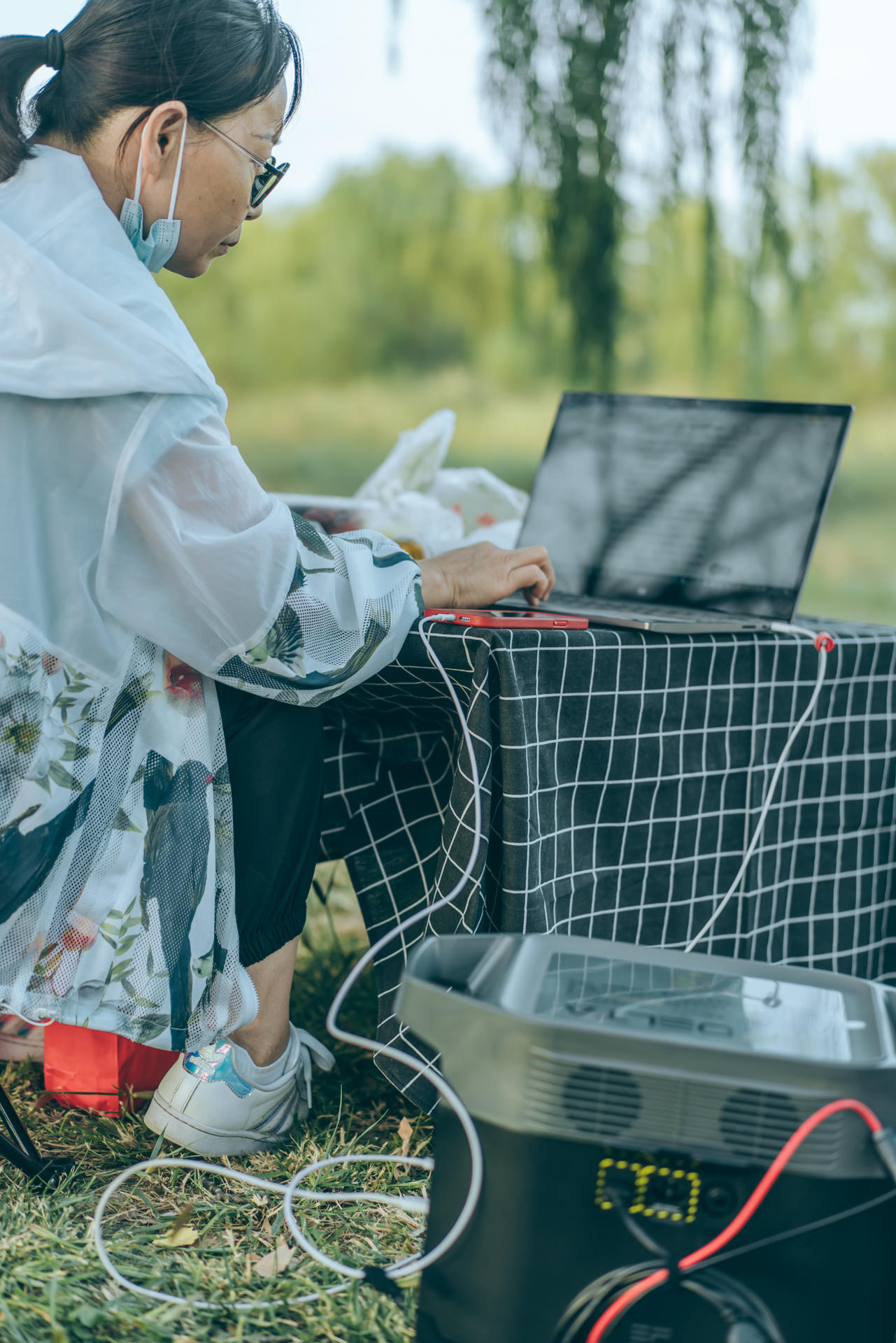 正浩户外电源的太阳能板有用吗,正浩户外电源与太阳能板
