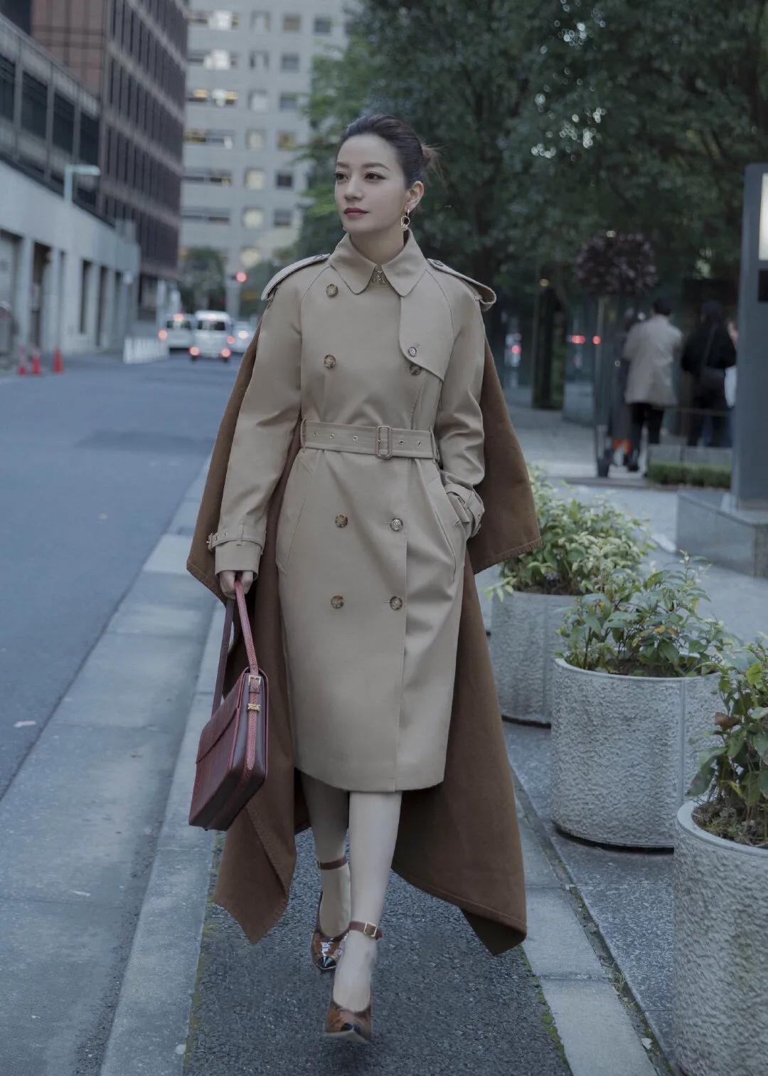 2021年秋冬款巴宝莉风衣女,2020款巴宝莉风衣黑色扣子