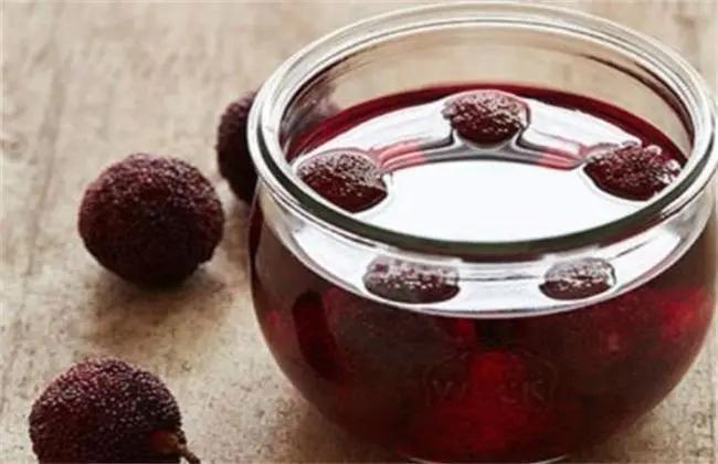 杨梅要怎么吃才会好吃,吃杨梅的季节到了酸甜可口