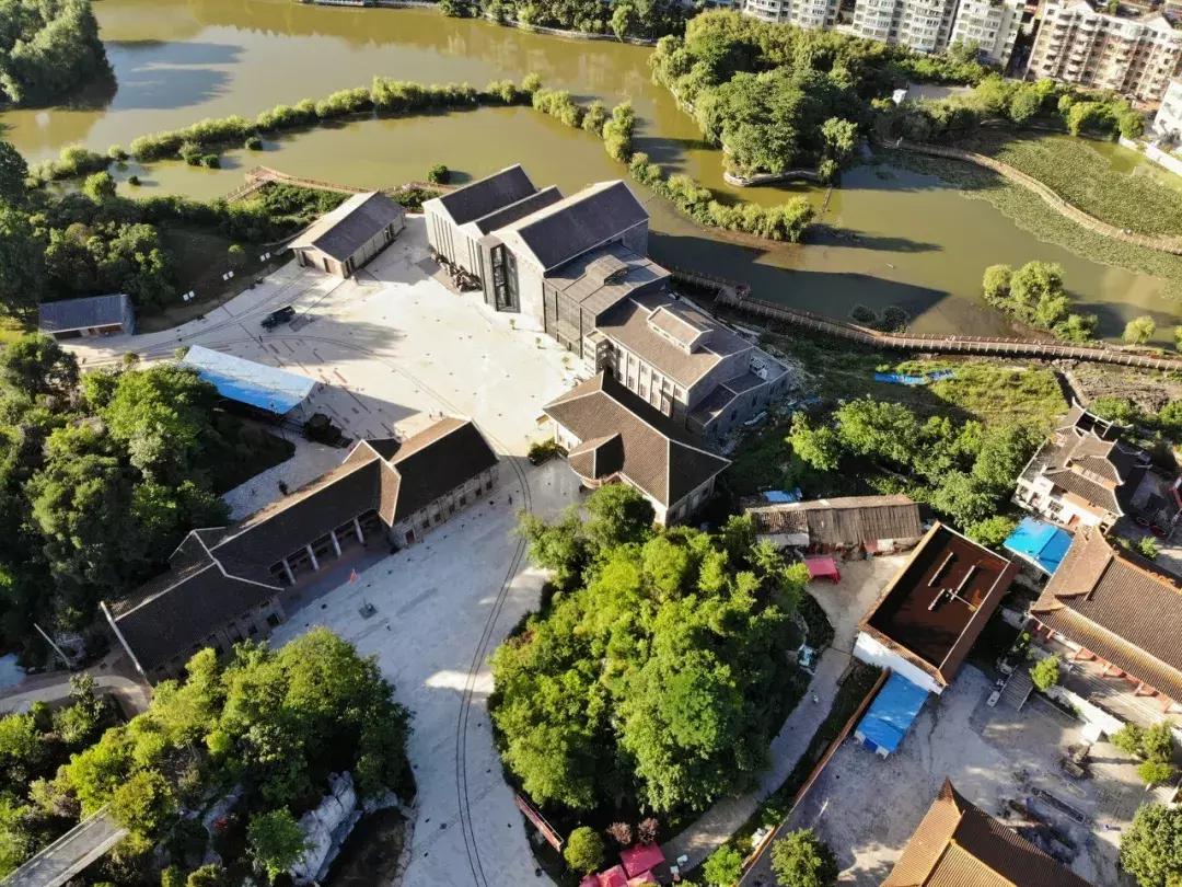 贵州黔东南为什么那么火,黔东南在贵州算不算穷的地方