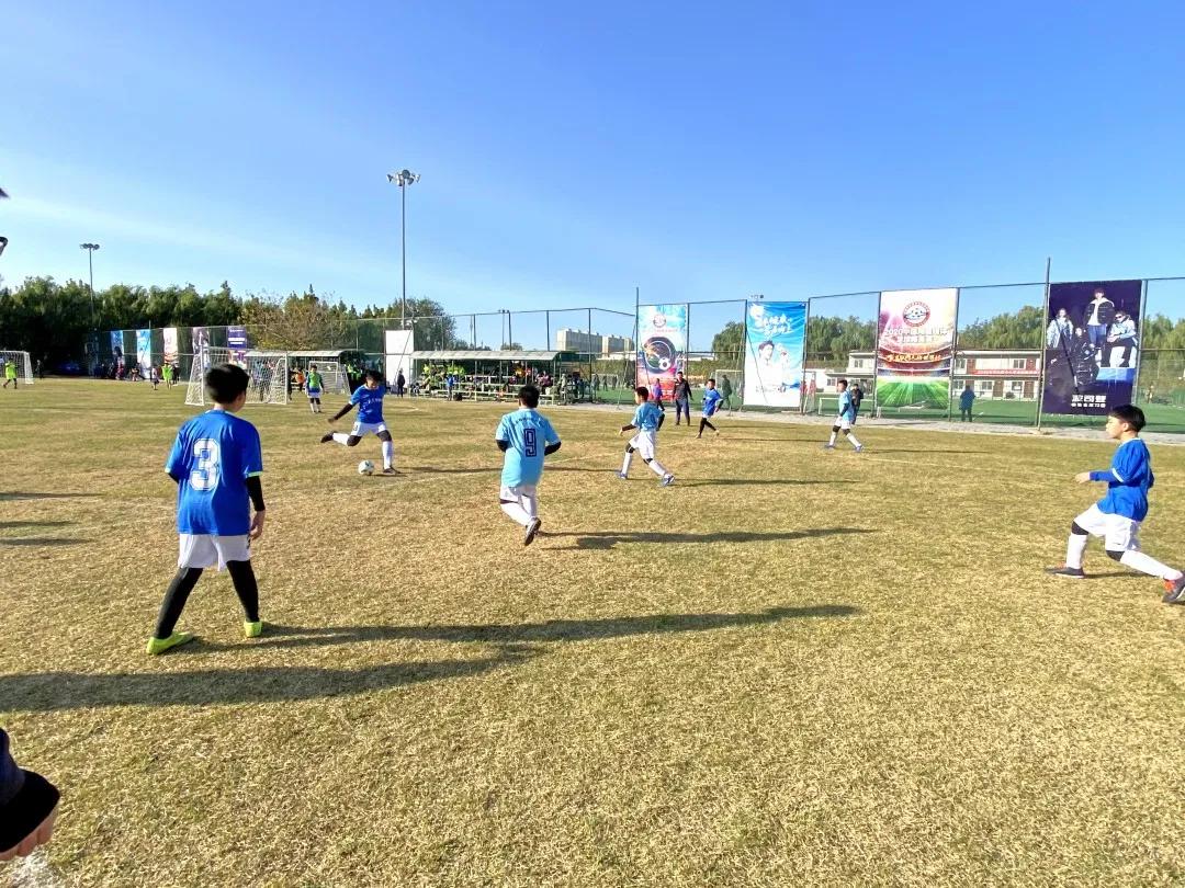 丰台区校园足球比赛圆满闭幕,北京小学2018年足球联赛视频