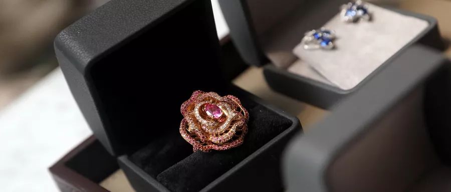 微信朋友圈“7不晒”：快去查查，晒了的赶紧删掉