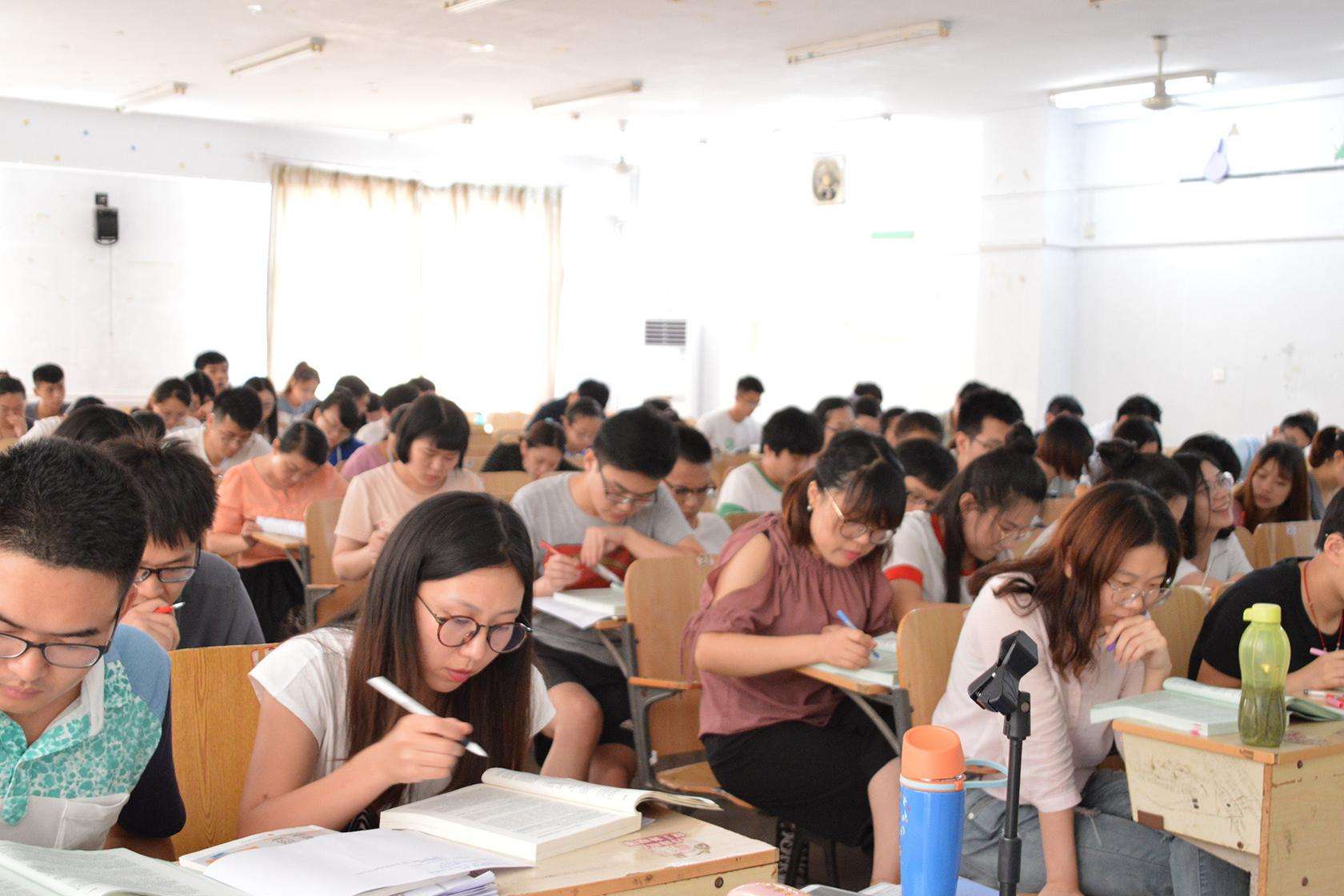 艺术考研政治多少分过线,考研英语政治多少分过线