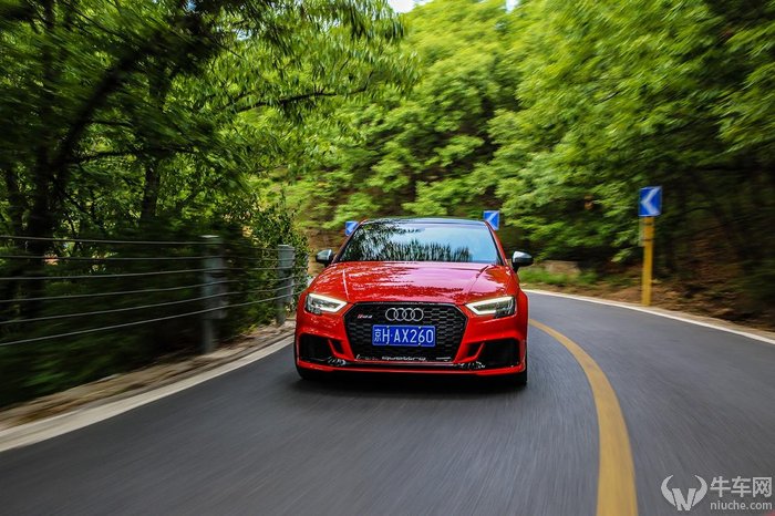 新款奥迪rs3实测,全新奥迪rs3到店测评