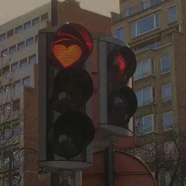 小众ins微信聊天背景图黑暗,小众聊天背景图全屏