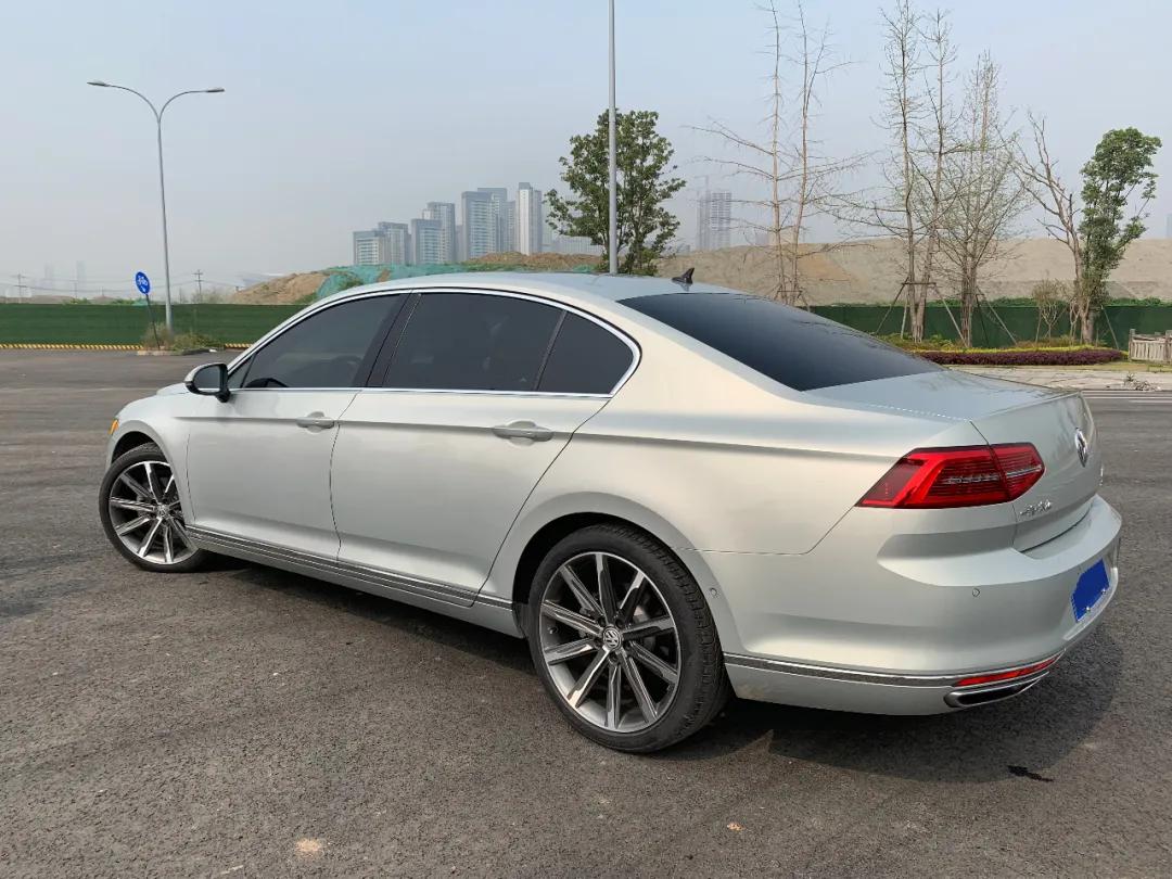 进口大众车型迈腾蔚揽参数配置,迈腾和蔚揽瓦罐对比