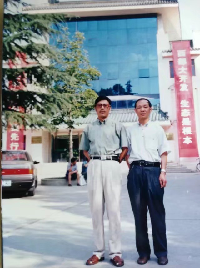 2000年伊春林区往事