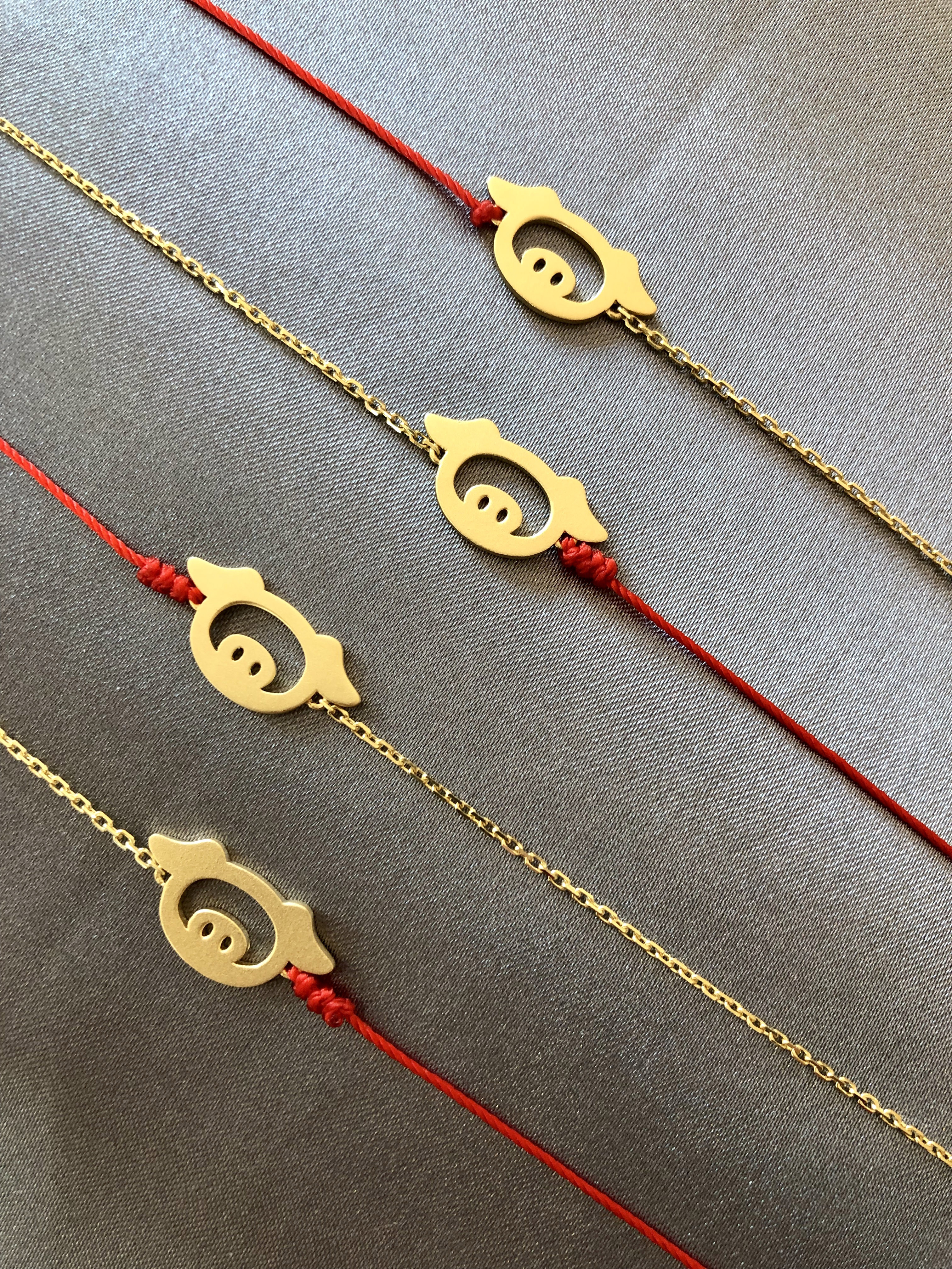 东大门猪年转运红绳手链,猪年红绳手链