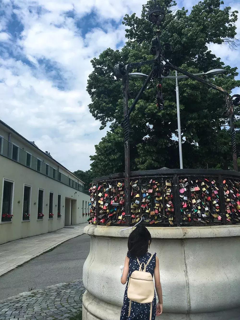 被贴上“蓝色的多瑙河”的标签，这座治愈系的城市，究竟如何？