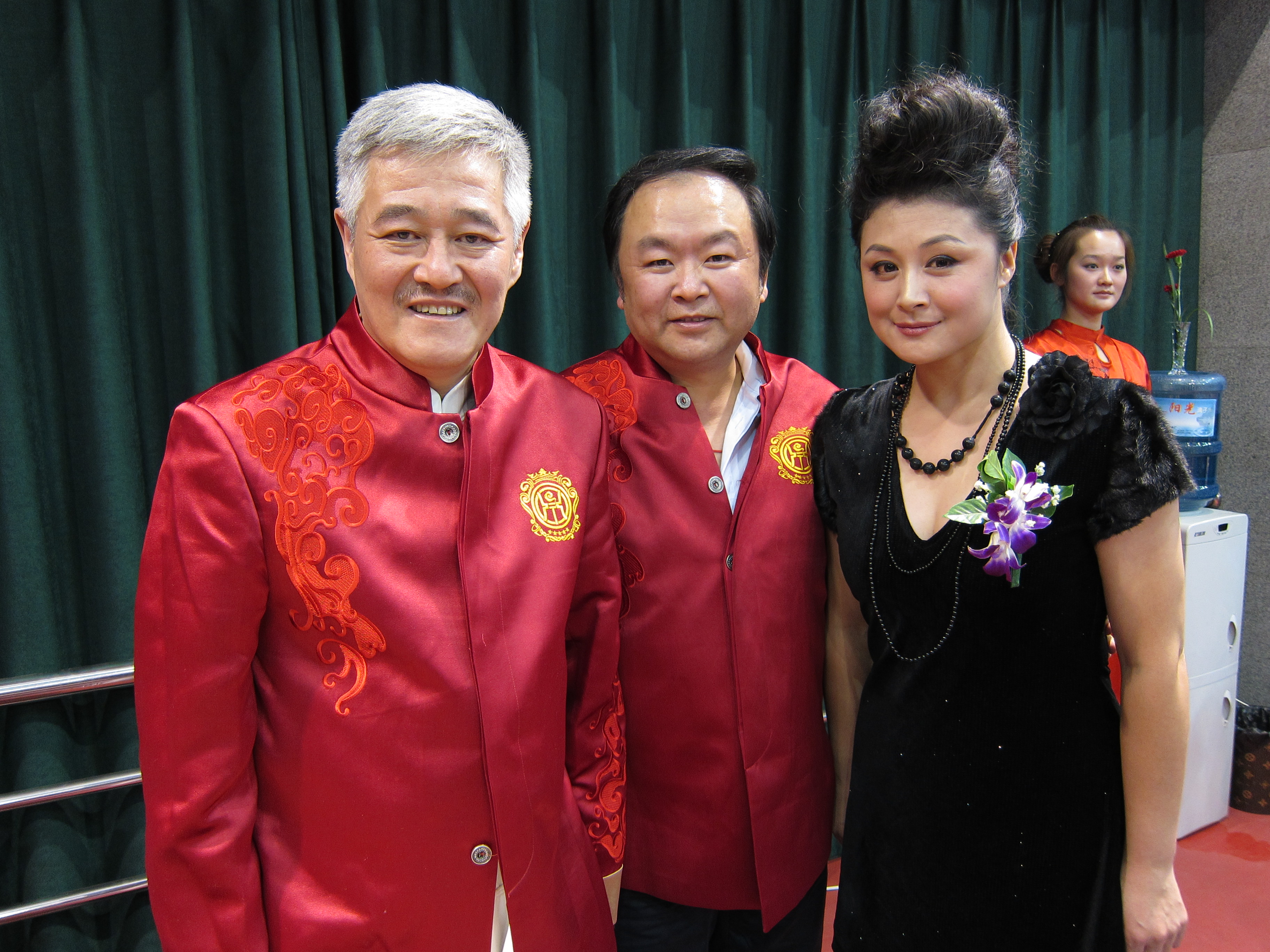 于月仙车祸去世明星悼念,于月仙因车祸去世一周年