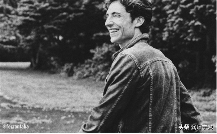 复古牛仔裤为什么又重新流行起来了呢？穿得越久越香