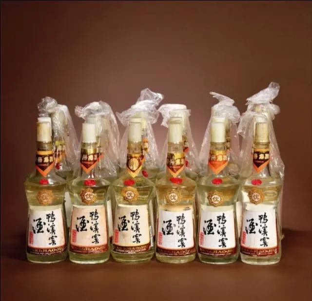 鸭溪窖酒是什么地方的名酒,鸭溪窖酒等被授予贵州十大名酒