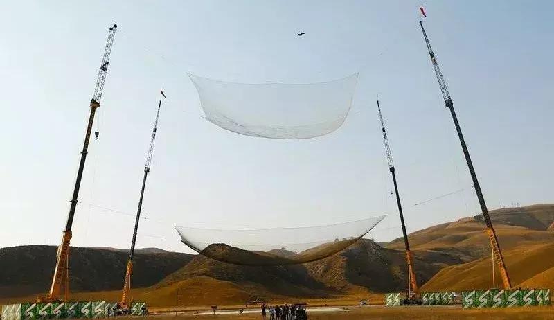 从2.5米高处跳下会怎样,2分钟从8000米高空坠落什么感觉