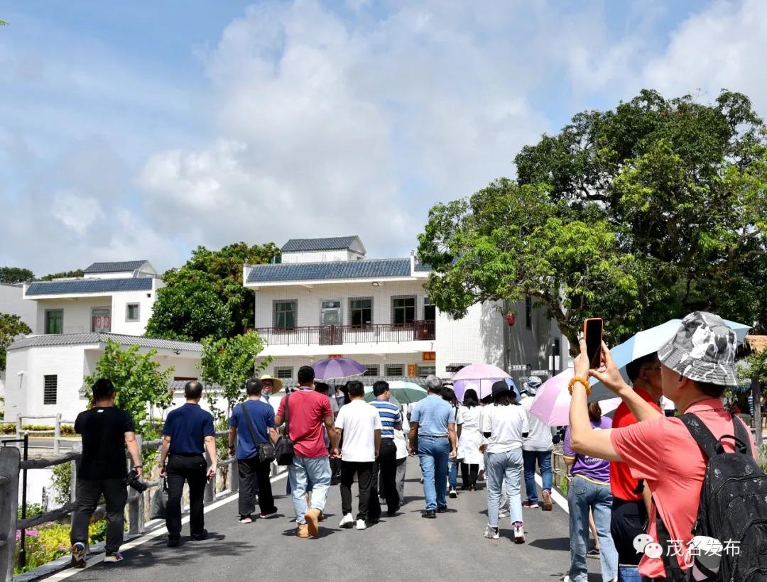 乡村振兴看辉煌,乡村振兴看东富