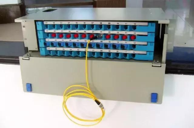 光纤法兰盒与接续盒,光纤接头盒视频教程