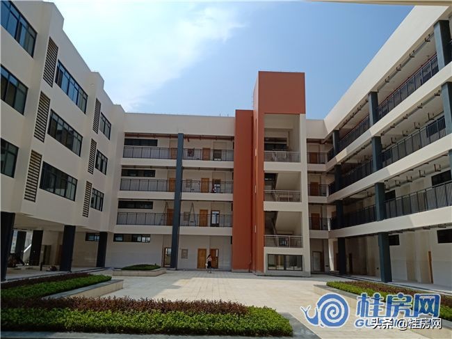 临桂市区风景校园,临桂小学环境