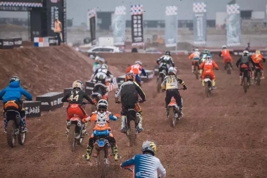 中国顶级越野摩托赛事,场面堪比kpl
