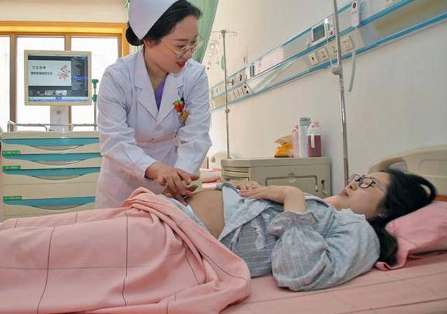 剖宫产刀口有什么注意事项,顺产侧切后睡姿和注意事项