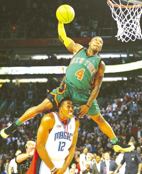 奥尼尔隔扣大梦大卫罗宾逊,姚明三次盖帽奥尼尔火箭vs湖人