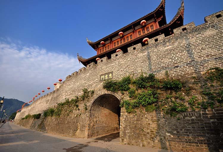 龙岩市旅游景区布局图,龙岩市旅游景区管理系统