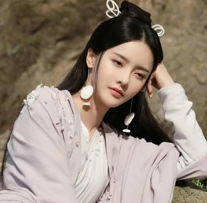 美人制造龅牙丫鬟整容,美人制造真实现状