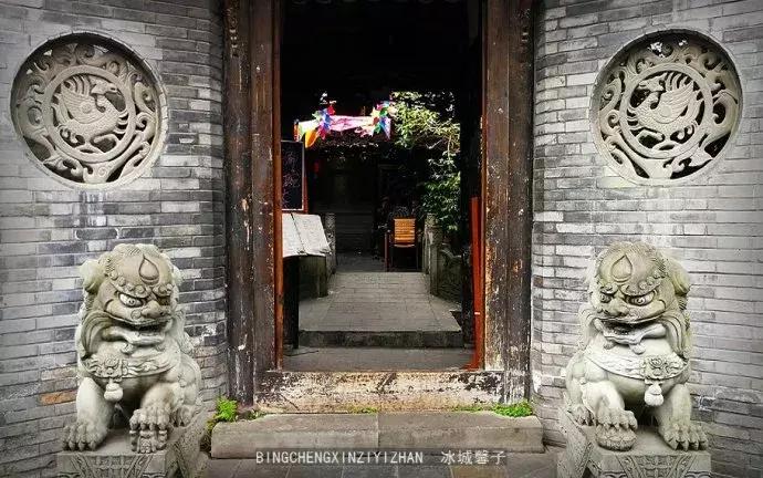 成都宽窄巷子闲适的幸福触手可及,四川成都宽窄巷子里的闲适