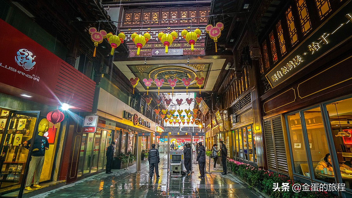 直击今年上海城隍庙豫园灯会，免费的豫园灯会在硬撑，并不建议去