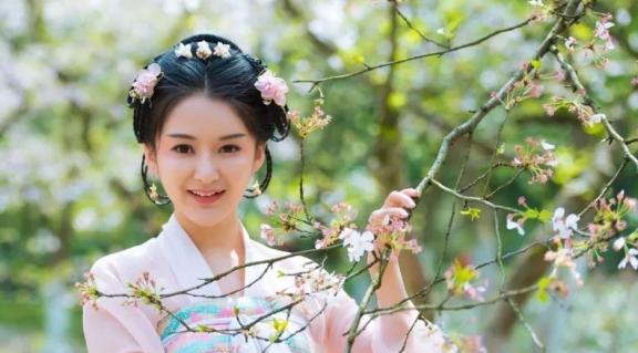 我不想爱他却是更加思念他怎么办,我好爱他但他却不爱我怎么办