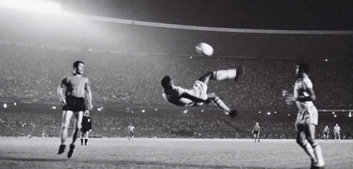 02世界杯里瓦尔多倒钩,足坛过人招式