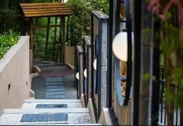 莫干山幽静住宿,莫干山恒温泳池度假酒店