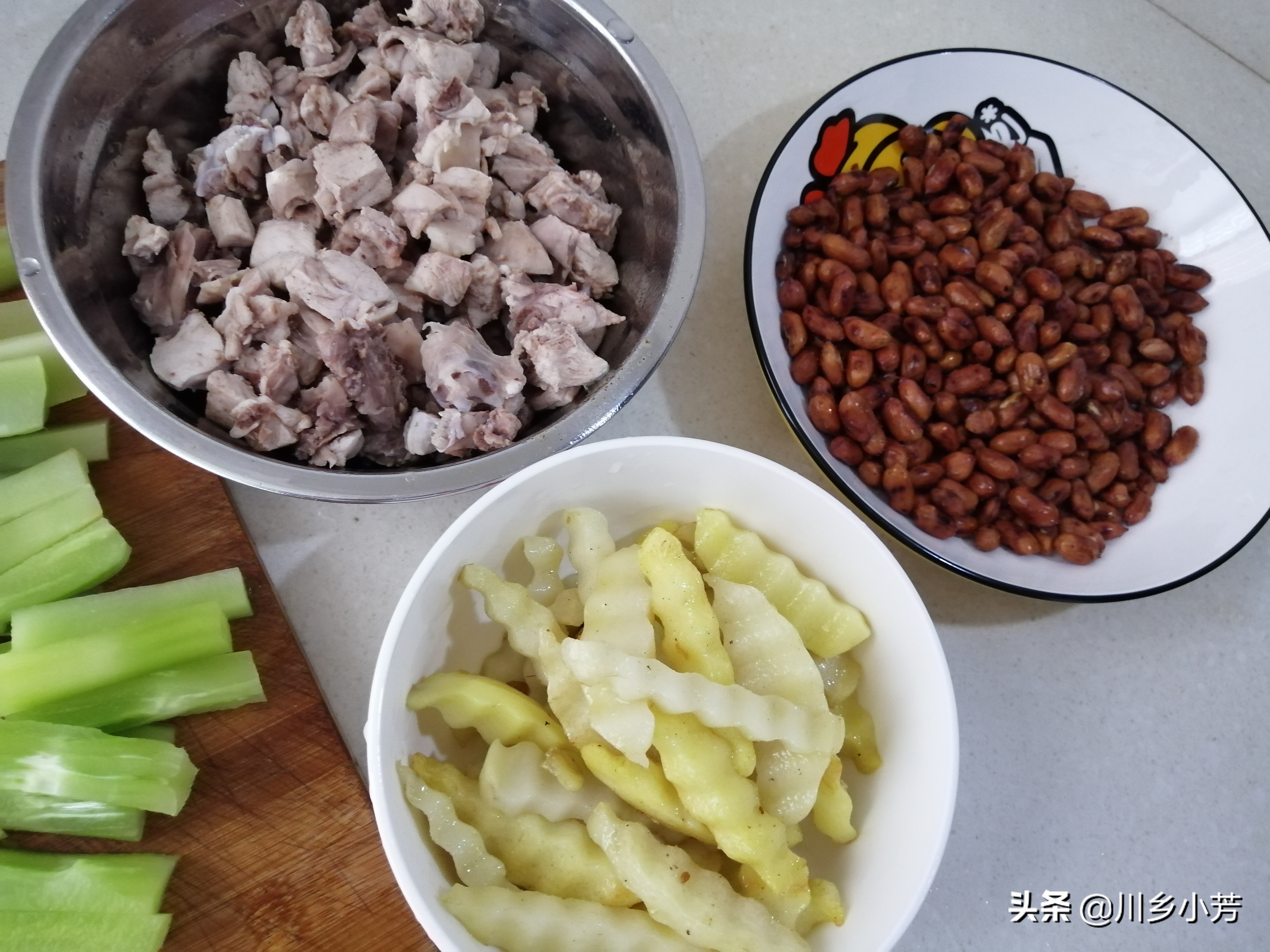 干锅兔家常简单的做法,干锅兔最正宗的做法大全