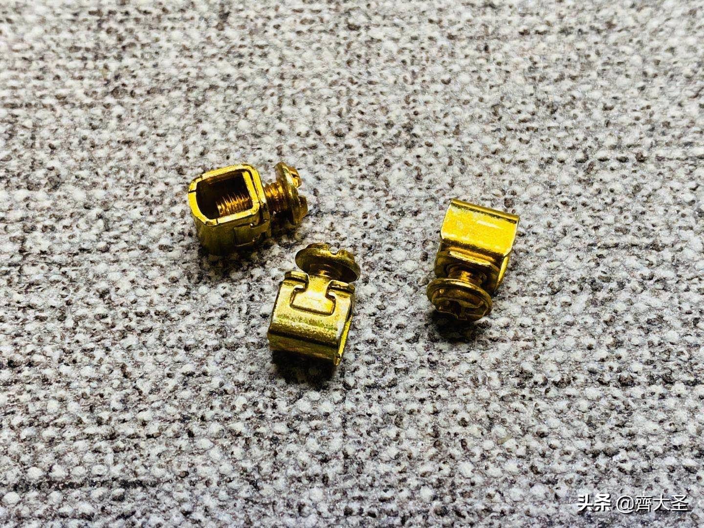 家用开关插座型号尺寸怎么选,开关插座安装注意细节