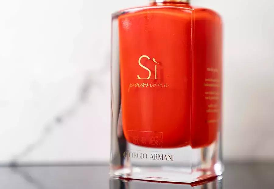 天街大牌香水,送500元一瓶的香水