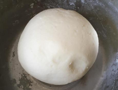 开水放汤圆还是冷水放汤圆,煮汤圆应该冷水下锅还是热水下锅