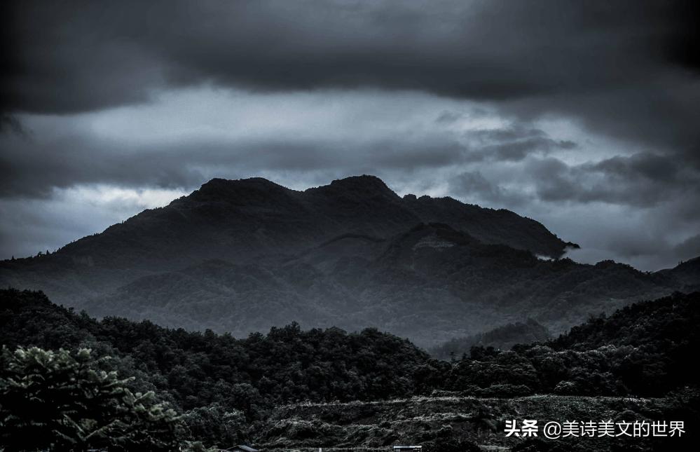 苏东坡描写雨的一首诗,苏轼最经典七言绝句