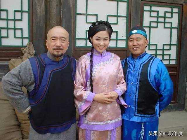 71岁李保田全家照女儿跟妈妈姓,李保田是个老戏骨