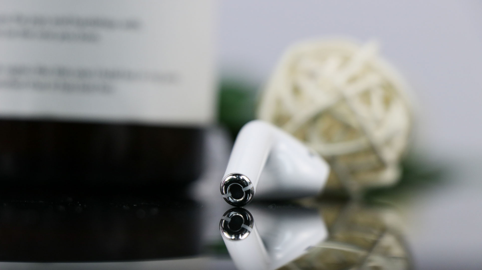 无敌是多么寂寞！AirPods2但求一败而不可得