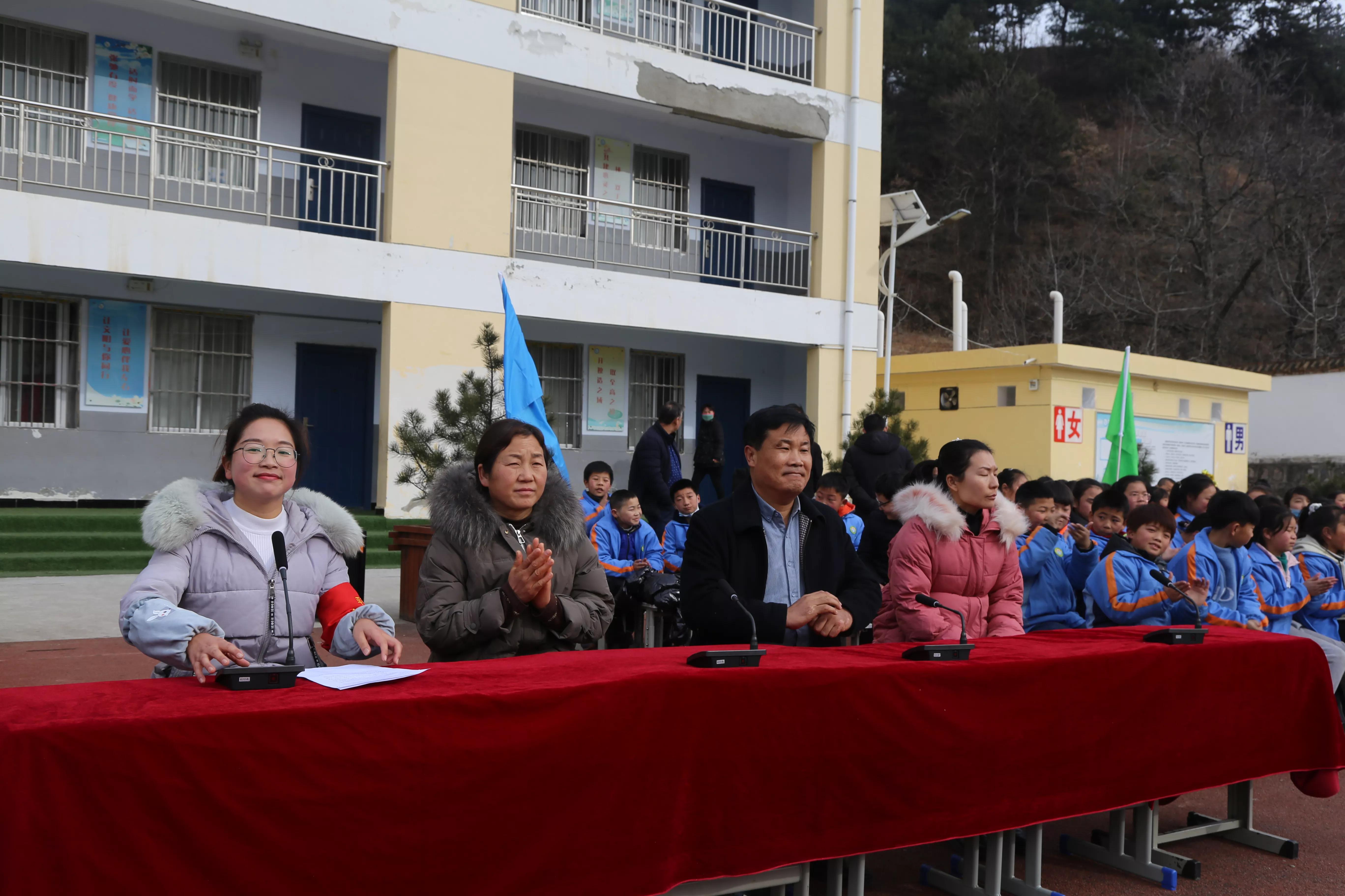 保安镇小学元旦汇演,保安镇小学趣味运动会
