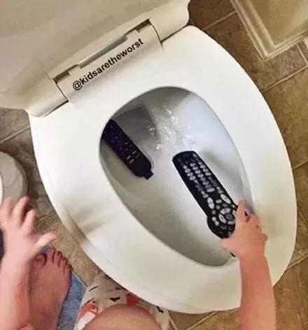 孩子静悄悄必定在“作妖”,孩子静悄悄必定在作妖怎么办