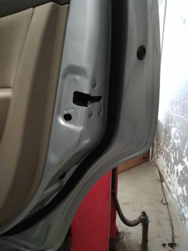 怎么区别原厂件和副厂件,副厂件跟原厂件有什么区别