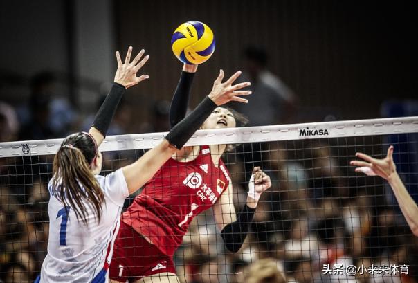 央视今日评中国女排,为中国女排喝彩完整版