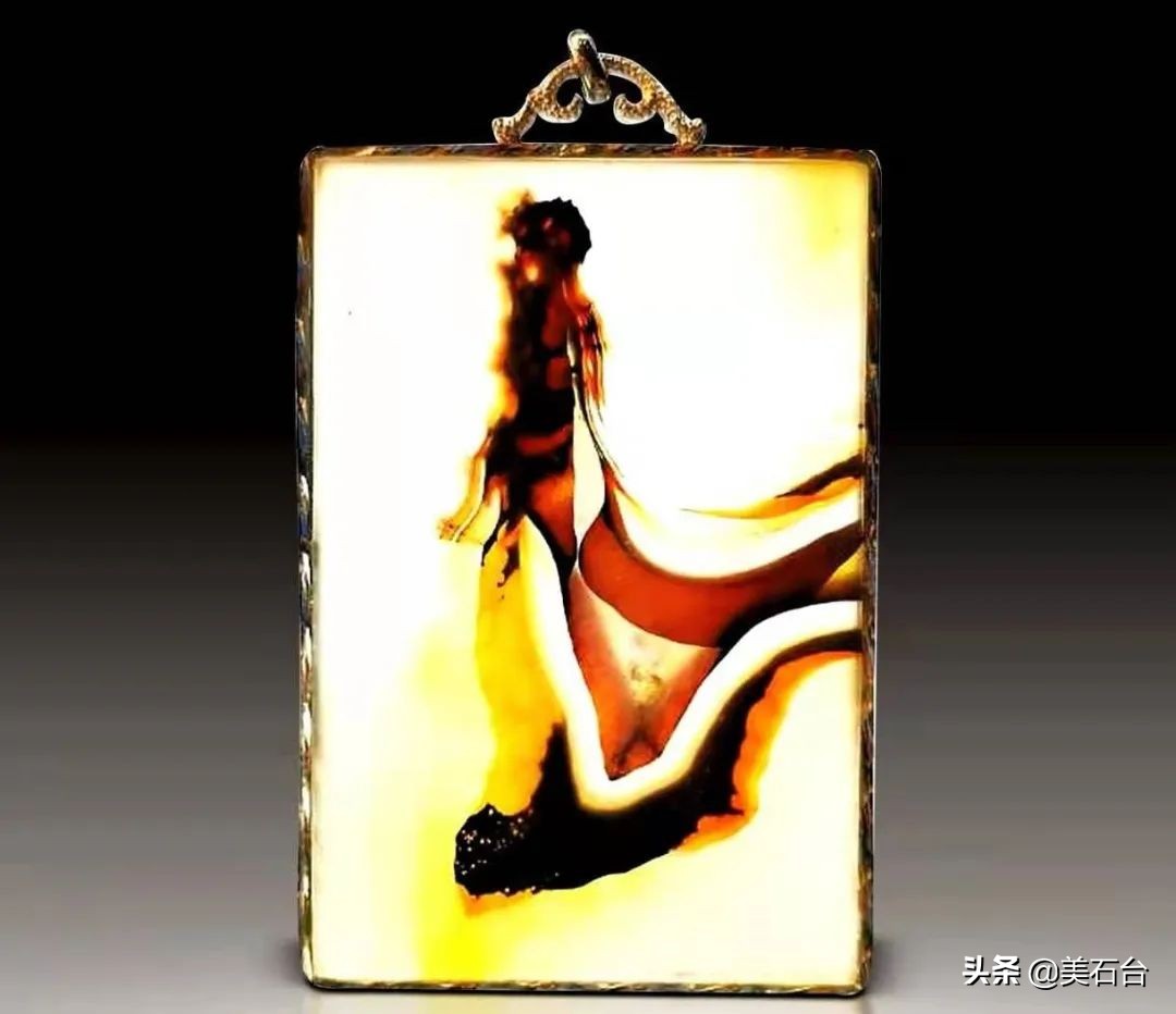 一块价值20亿奇石,价值1800万的奇石