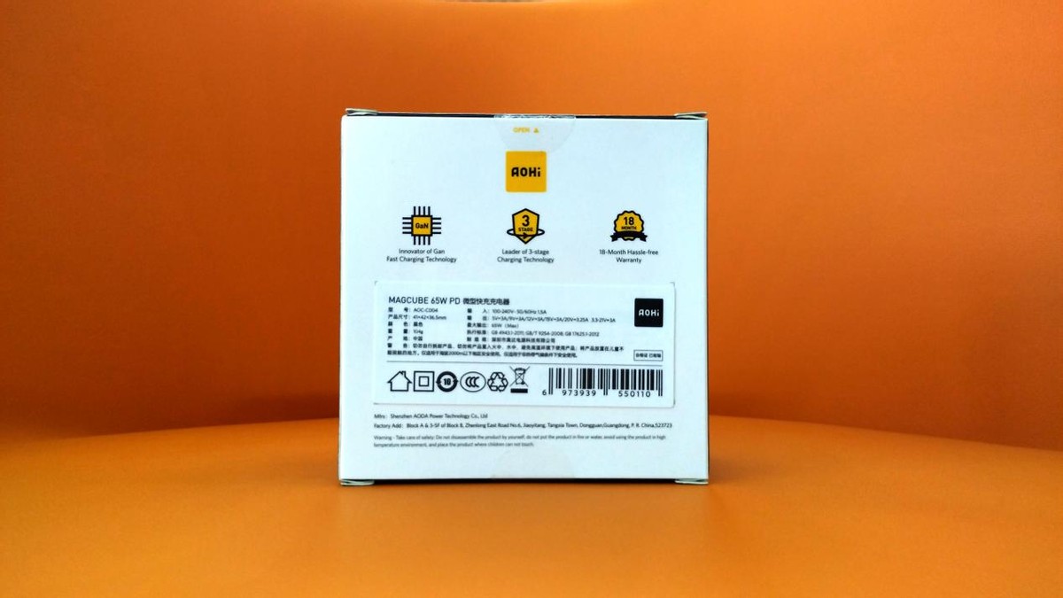 充电效率飞彪，体积小到逆天竟然还比苹果原充小60%AOHi65W体验